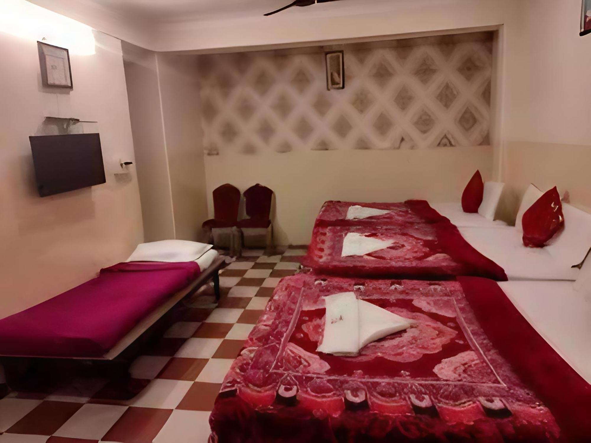 Nkf Residency Mysuru Hotel Exterior photo